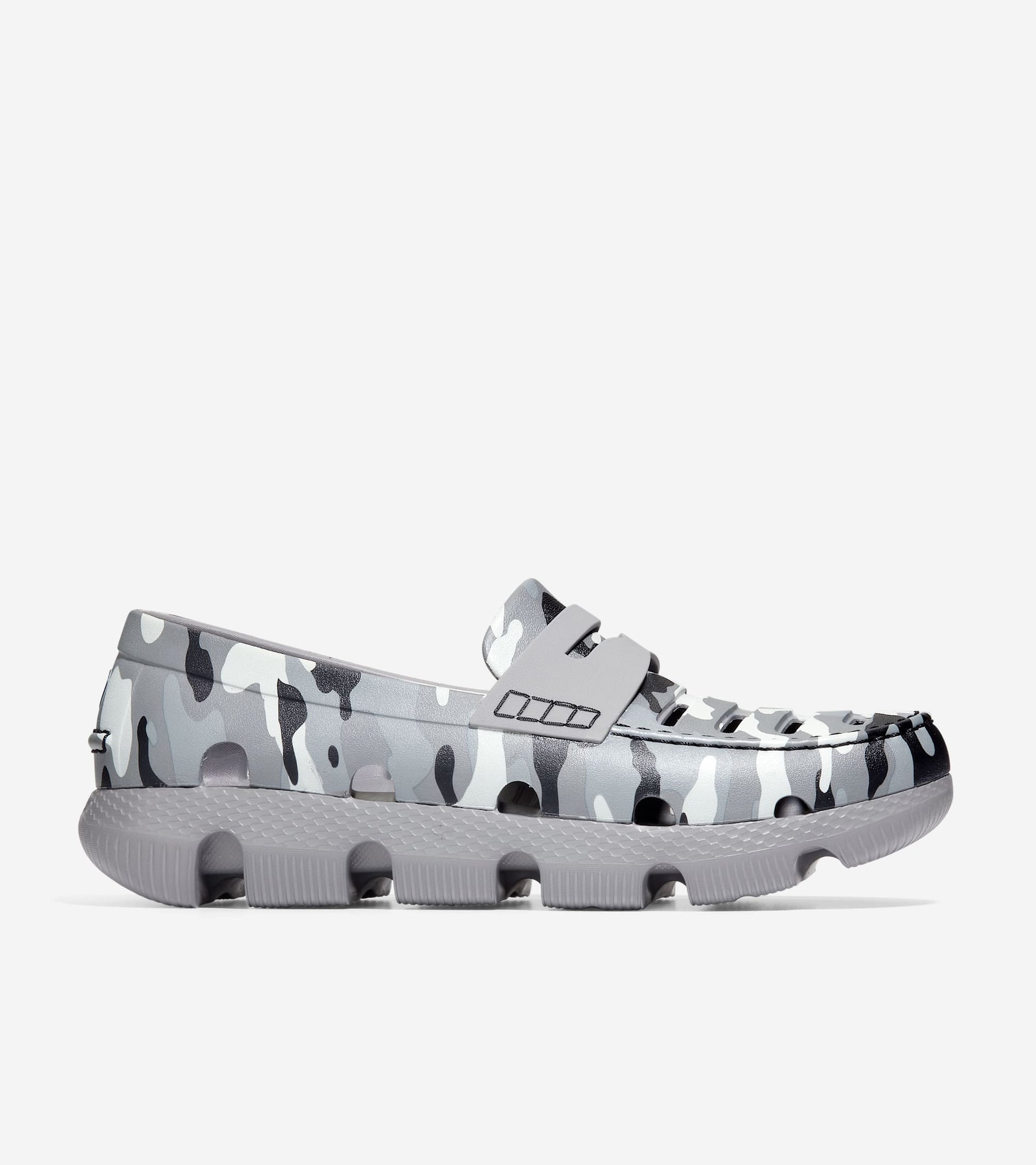 C36415:BLACK/CAMO