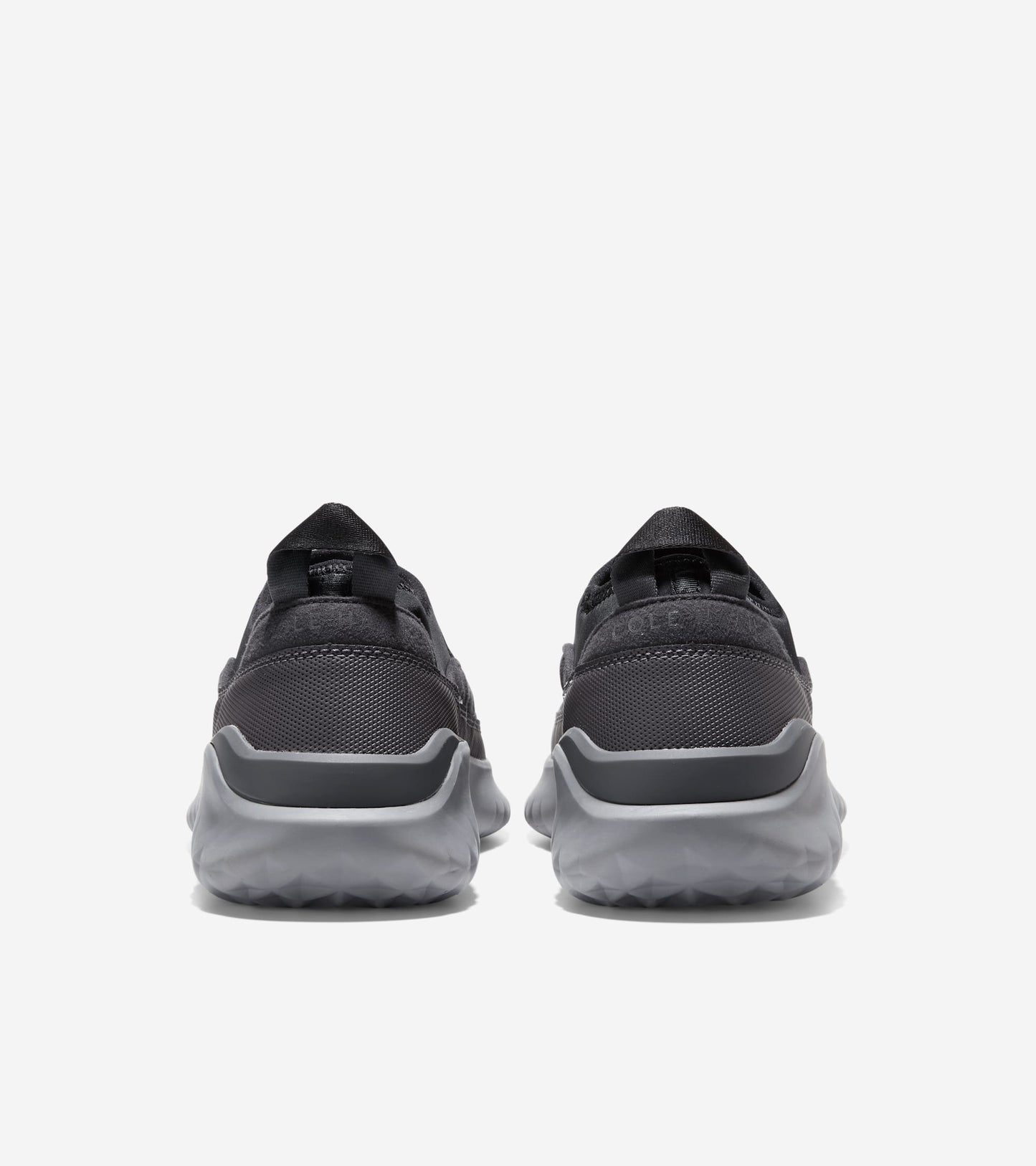 C35689:BLACK/CH DARK PAVEMENT